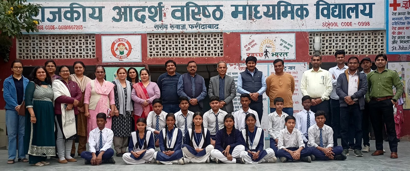 सराय विद्यालय के 14 विद्यार्थी बुनियाद लेवल टू में सफल, कपिल विद्यालय टॉपर