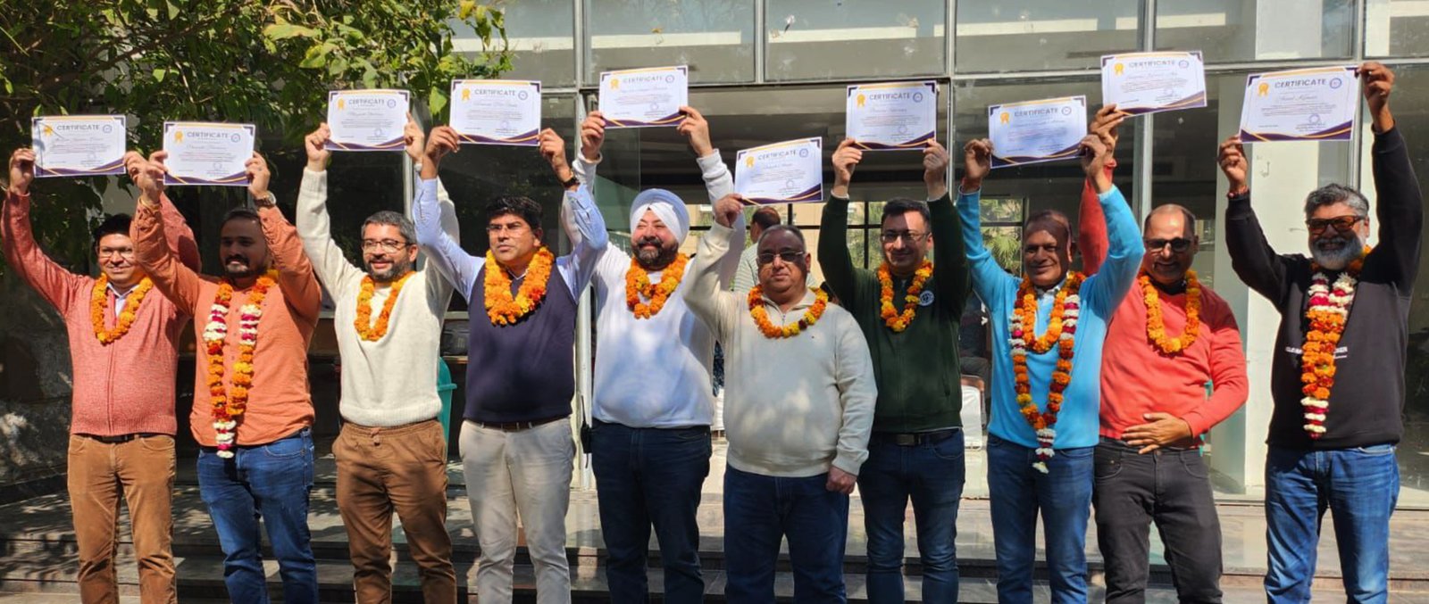 ग्रेफ सेक्टर- 78 स्थित ओमेक्स स्पा विलेज सोसाइटी की         आरडब्ल्यूए के चौथी बार बने  प्रधान हेमंत राणा