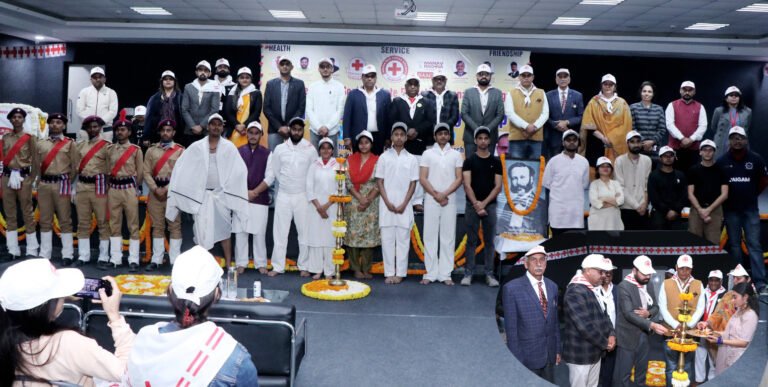 पांच दिवसीय जिला यूथ रेड क्रॉस  प्रशिक्षण शिविर की शुरुआत