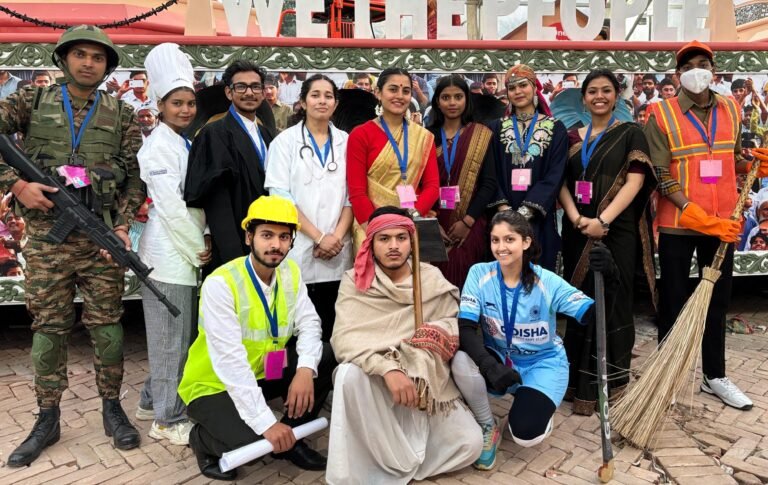 गिनीज बुक रिकॉर्ड का हिस्सा बने डीएवी शताब्दी के छात्र