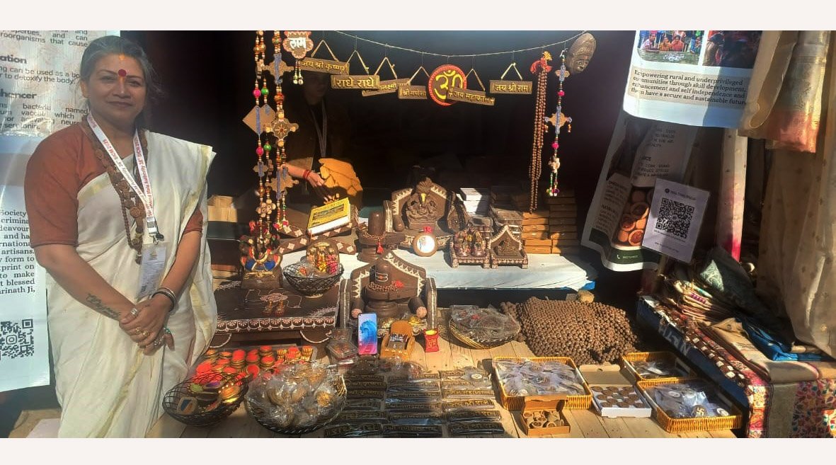 गायों के गोबर से बनाए उत्पाद बने आकर्षण का केंद्र