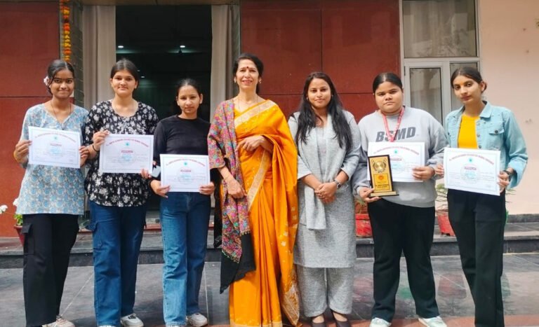 अंतर कॉलेज प्रतियोगिता में अग्रवाल कॉलेज ने द्वितीय स्थान प्राप्त किया