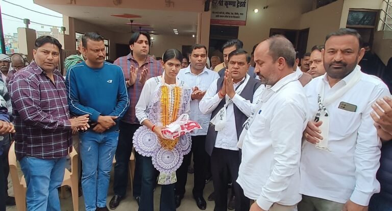 वार्ड-27 की निर्दलीय प्रत्याशी निम्मी भड़ाना के धूआंधार प्रचार से विपक्षी उम्मीदवारों के होश उड़े