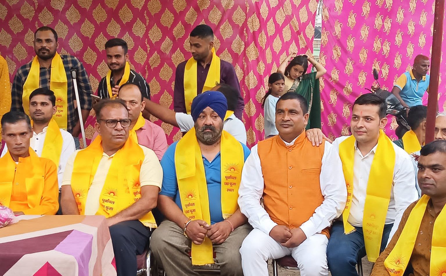 वार्ड-17 की भाजपा प्रत्याशी शोभा सतीश कुमार के प्रचार की आंधी, विपक्षी उम्मीदवारों के होश उड़े