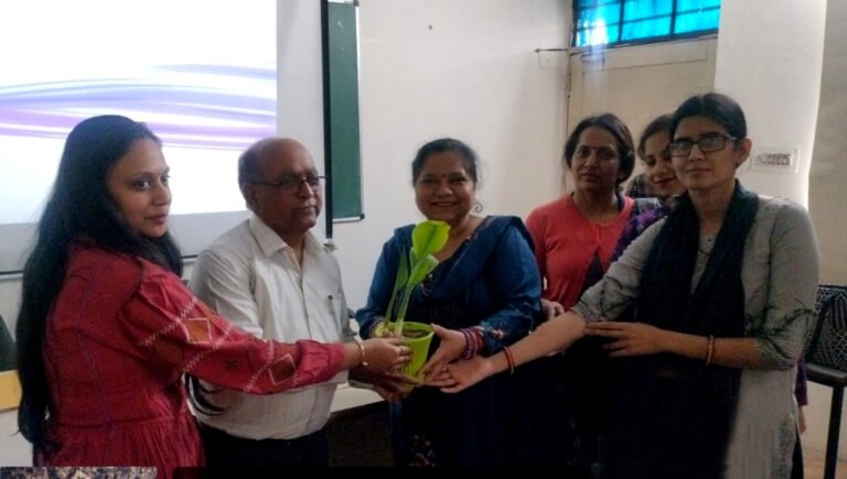 उद्योग की जरूरतों के साथ कौशल को संरेखित करना “पर कार्यशाला और “स्टार्टअप्स में पारंपरिक ज्ञान और आधुनिक नवाचार” पर ऑनलाइन प्रतियोगिता