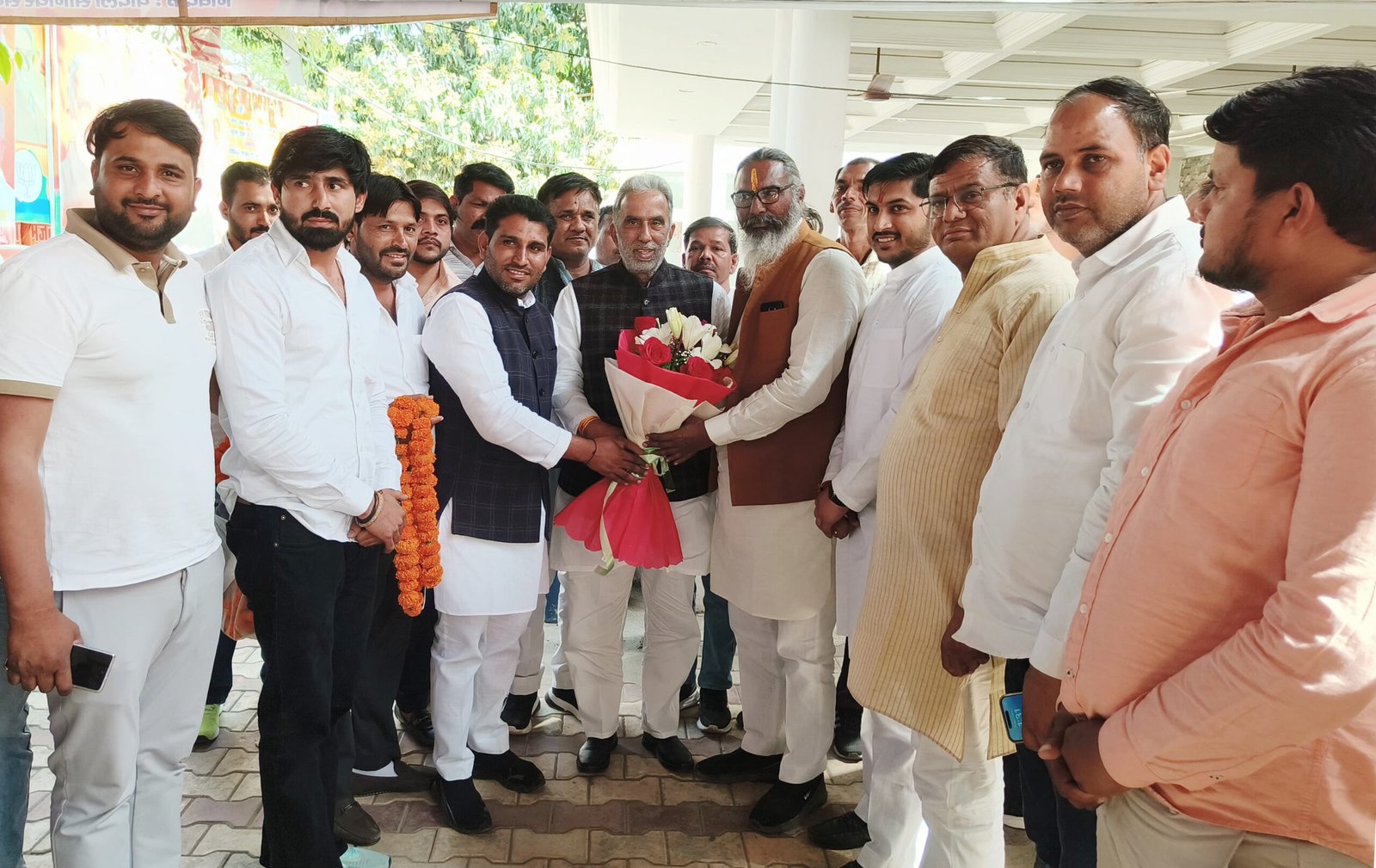 नवनियुक्त चेयरमैन विमलेश छत्रपाल भाटी एवं वाइस चेयरमैन आजाद भडाना ने लिया मंत्री कृष्णपाल गुर्जर से आर्शीवद,विधायक सतीश फागना का भी जताया आभार