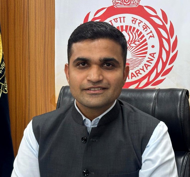 डीसी विक्रम सिंह ने जिलावासियों को दी होली व रंगोत्सव की शुभकामनाएं, सामाजिक सद्भाव, भाईचारा, प्यार प्रेम उमंग व उल्लास के साथ मनाने का दिया संदेश