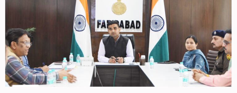 डीसी विक्रम सिंह ने चौराहों को अतिक्रमण मुक्त करने व बरसाती मौसम में जलभराव की स्थिति में प्रबंधों के मद्देनजर अधिकारियों को दिए दिशा-निर्देश