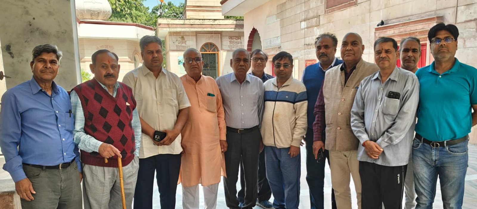 सेक्टर- 37 महाशिव मंदिर सभा की मीटिंग में लिया निर्णय, महाशिव मंदिर में फूलों और चन्दन के साथ खेली जाएगी होली