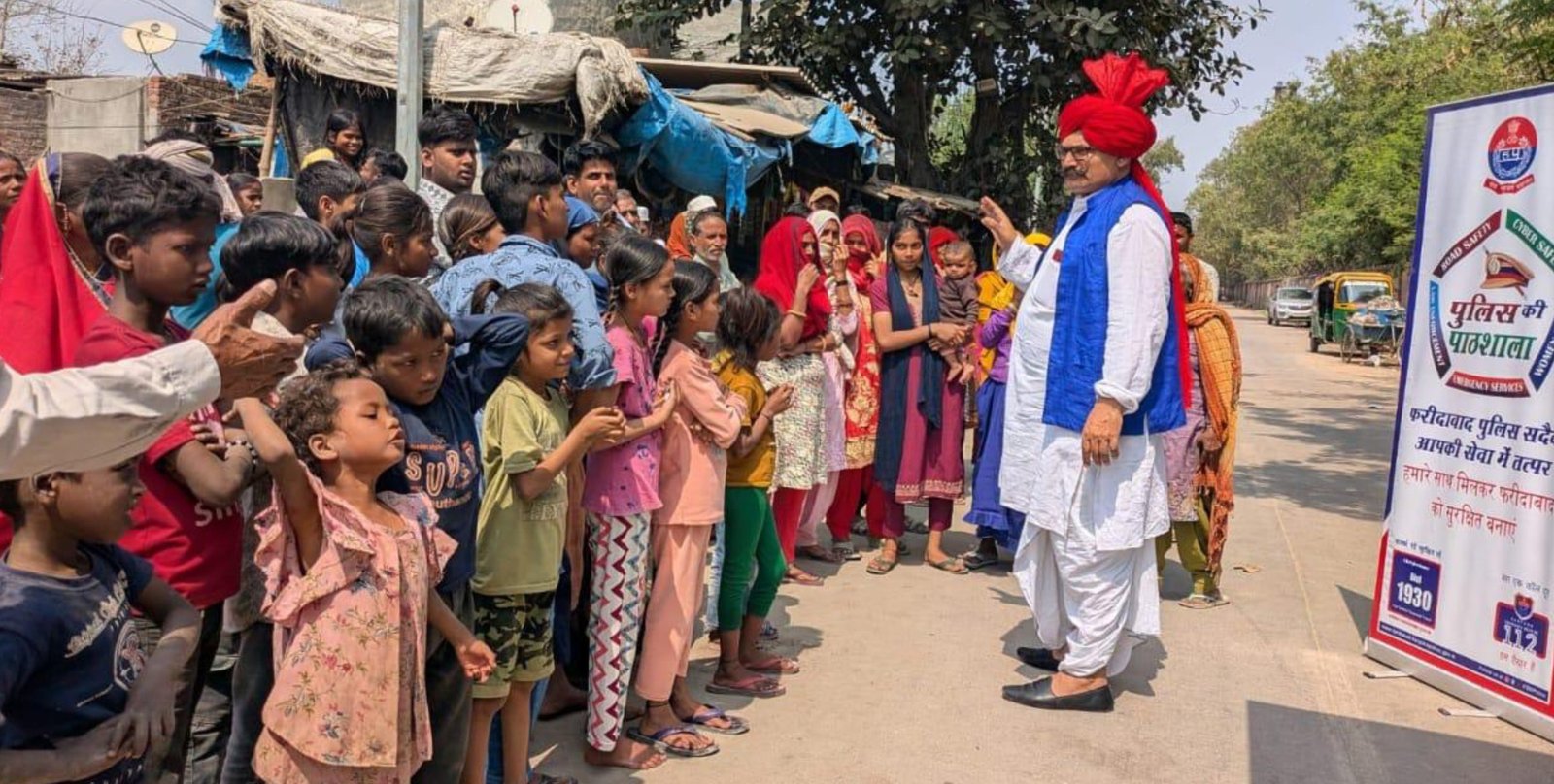 सामुदायिक पुलिसिंग टीम द्वारा राजीव कॉलोनी, इंडस्ट्रियल एरिया और रेलवे स्टेशन बल्लभगढ़ में जागरूकता सत्र किया आयोजित