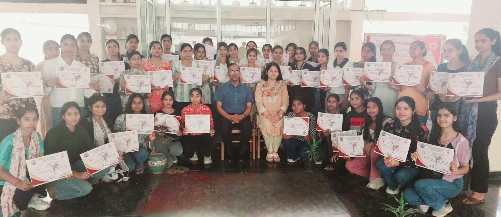 40 घंटे का सेल्फ डिफेंस ट्रेनिंग प्रोग्राम संपन्न