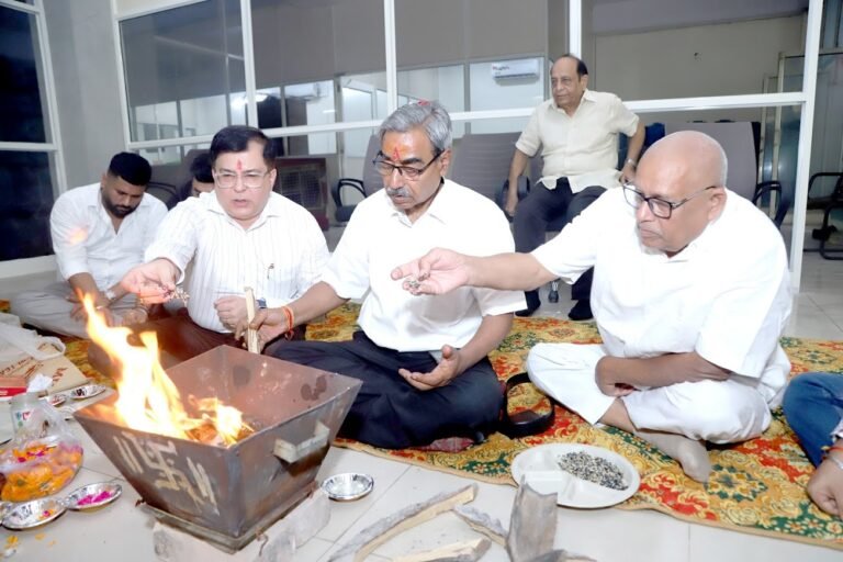 अक्षय तृतीया के दिन डीएलएफ एसोसिएशन के नये कार्यालय का उद्घाटन