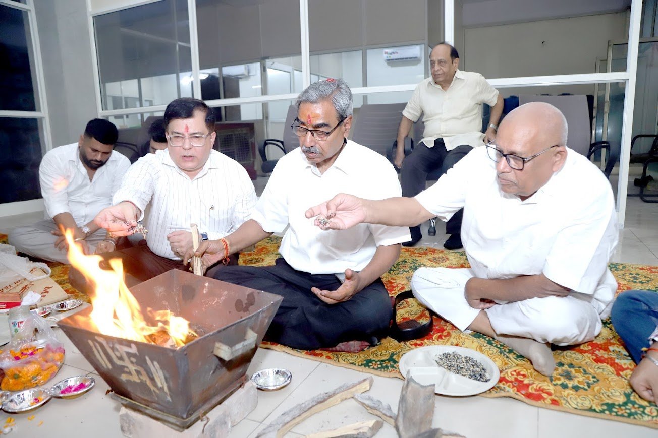 अक्षय तृतीया के दिन डीएलएफ एसोसिएशन के नये कार्यालय का उद्घाटन