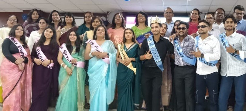 बी.कॉम कार्यक्रम 2024-25 के छात्रों के लिए अग्रवाल कॉलेज में विदाई समारोह