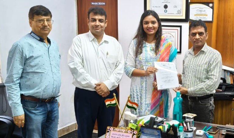 डिजिटल कैम्पस सहभागिता को सुदृढ़ करने के लिए अग्रवाल कॉलेज बल्लभगढ़ और Unibuzz के बीच MOU हस्ताक्षर