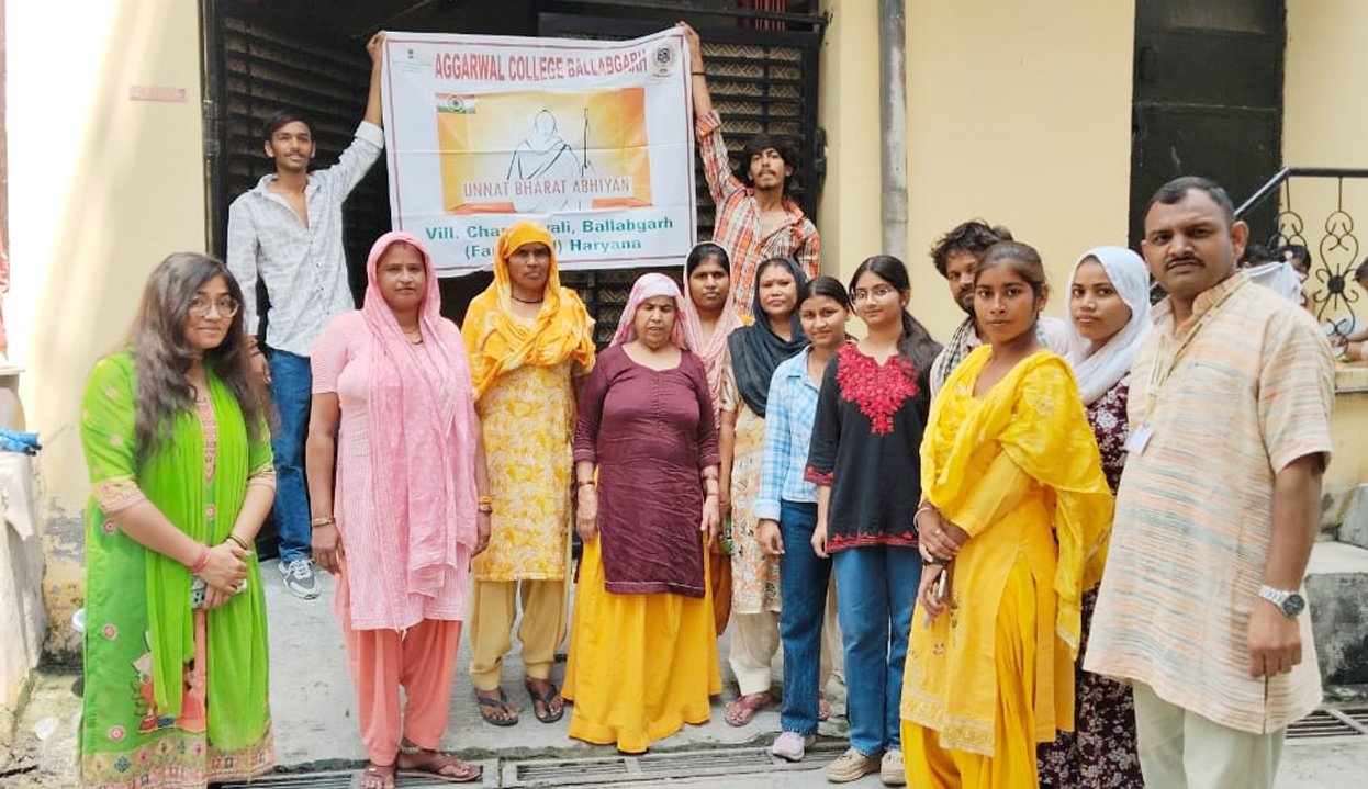 अग्रवाल कॉलेज बल्लबगढ़ के स्वयंसेवकों ने स्वस्थ जागरूकता अभियान चलाया