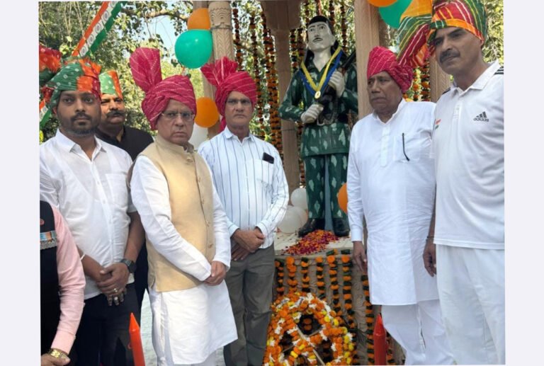 मंत्री राजेश नागर ने शौर्य चक्र विजेता शहीद देवेंद्र सिंह भाटी की 25वीं पुण्यतिथि पर श्रद्धा सुमन अर्पित किए