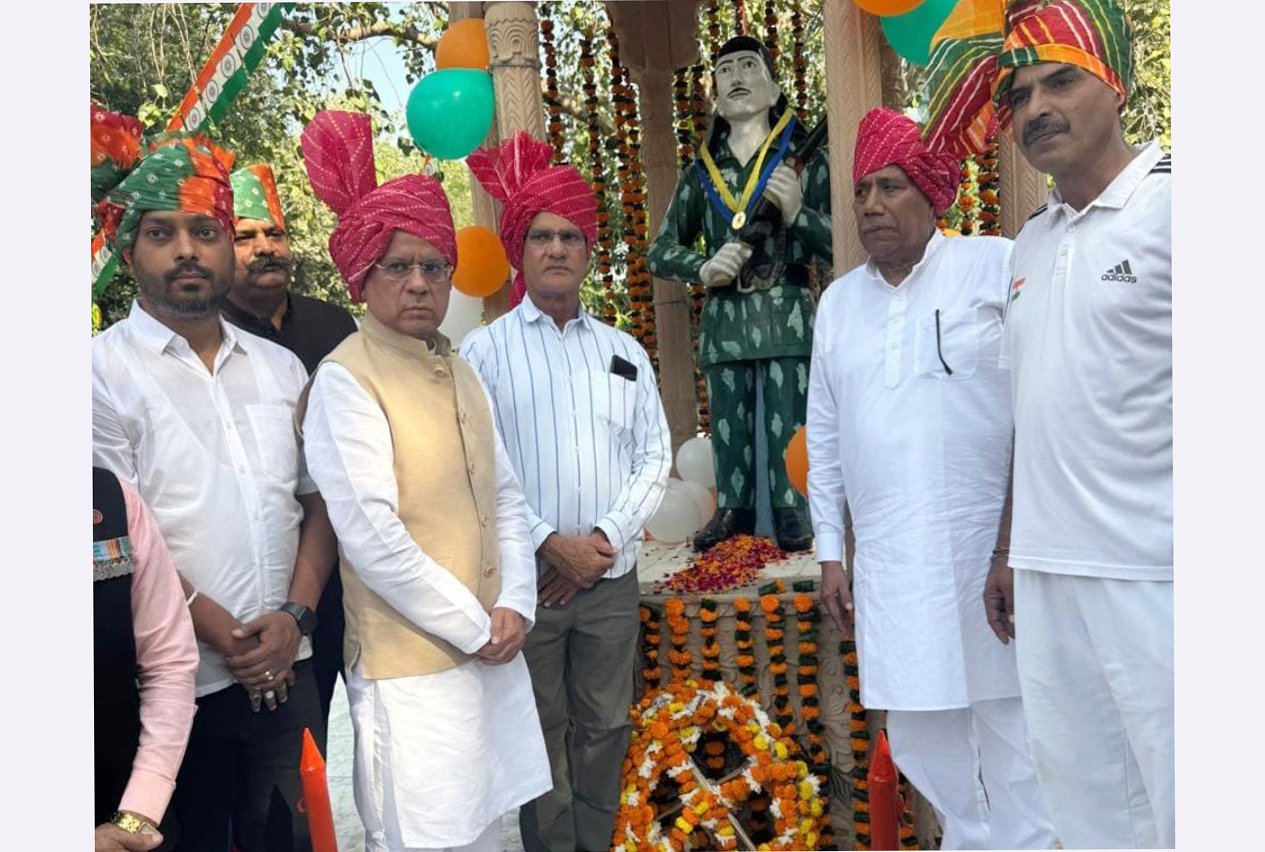 मंत्री राजेश नागर ने शौर्य चक्र विजेता शहीद देवेंद्र सिंह भाटी की 25वीं पुण्यतिथि पर श्रद्धा सुमन अर्पित किए