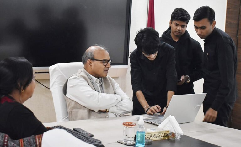 स्मार्ट इंडिया हैकाथॉन- 2025 के अंतिम चरण में जेसी बोस विज्ञान एवं प्रौद्योगिकी विश्वविद्यालयकी दो टीमें