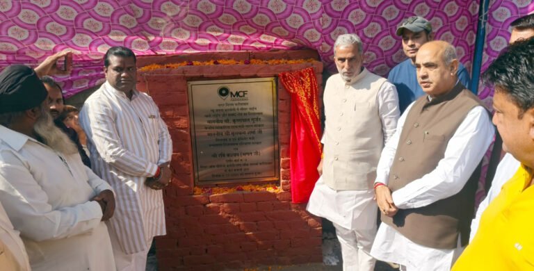 केंद्रीय मंत्री कृष्ण पाल गुर्जर ने न्यू जनता कॉलोनी में ₹44.80 लाख की विकास परियोजना का किया शिलान्यास, बल्लभगढ़ विधायक पं. मूलचंद शर्मा भी रहे मौजूद