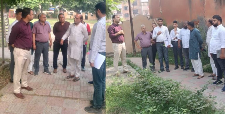 वार्ड 12 के सभी पार्कों में विशेष सफाई के साथ-साथ सड़कों पर पड़े हुए सीएंडडी वेस्ट को जल्द  हटवाना सुनिश्चित करें अधिकारी : धीरेंद्र खड़गटा