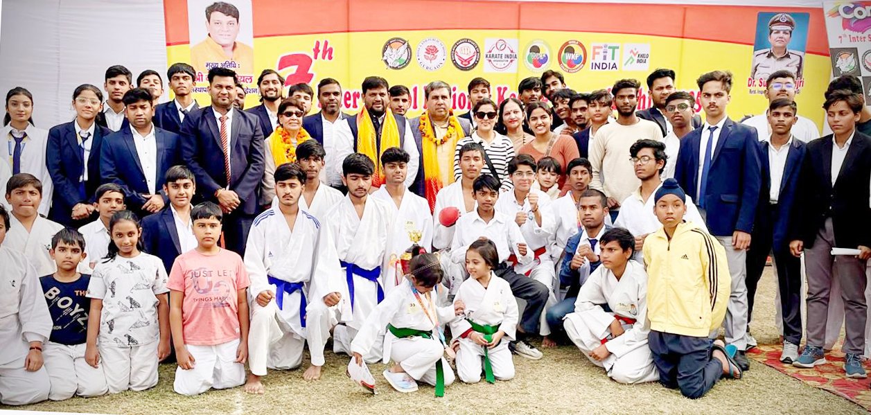 आरटूएफ मार्शल आर्ट एकेडमी के खिलाड़ियों ने मेडल जीतकर दिखाया अपना जलवा