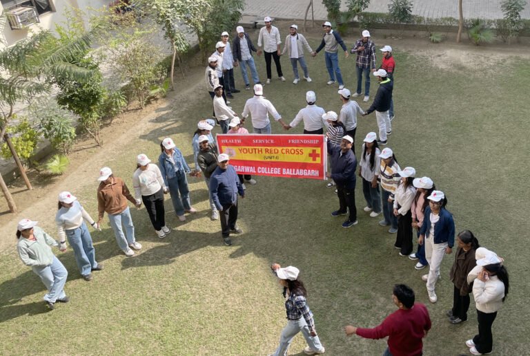 अग्रवाल कॉलेज बल्लभगढ़ की यूथ रेड क्रॉस इकाइयों द्वारा विश्व एड्स दिवस मनाया गया, रैली, पोस्टर मेकिंग, स्लोगन राइटिंग, और अतिथि व्याख्यान का आयोजन किया गया