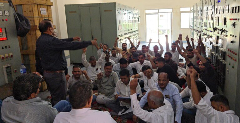 ऑनलाइन ट्रांसफर पोलिसी के विरोध में 12,दिसंबर से कर्मचारी करेंगे जोरदार विरोध प्रदर्शन : लेखराज चौधरी