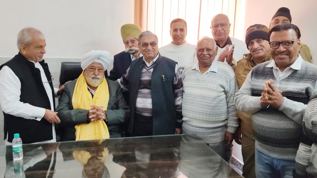 उद्योगपति बीआर भाटिया ने अपनी व्यस्तताओं के कारण असमर्थता जताई, सरदार प्रीतम सिंह भाटिया बने भाटिया  सेवक समाज के प्रधान, सुधीर भाटिया महासचिव नियुक्त