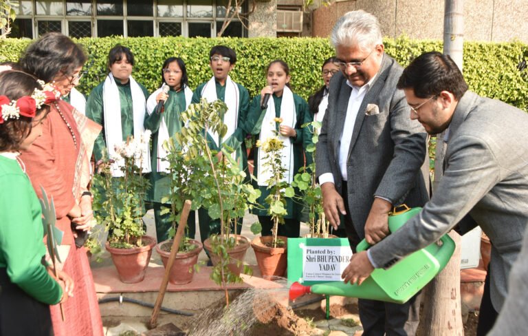 केंद्रीय मंत्री भूपेंद्र यादव ने दिल्ली पुब्लिक स्कूल फरीदाबाद में ‘आरोग्यवन’ का किया शुभारंभ, पर्यावरण संरक्षण जन आंदोलन बने, यही मिशन LiFE का उद्देश्य