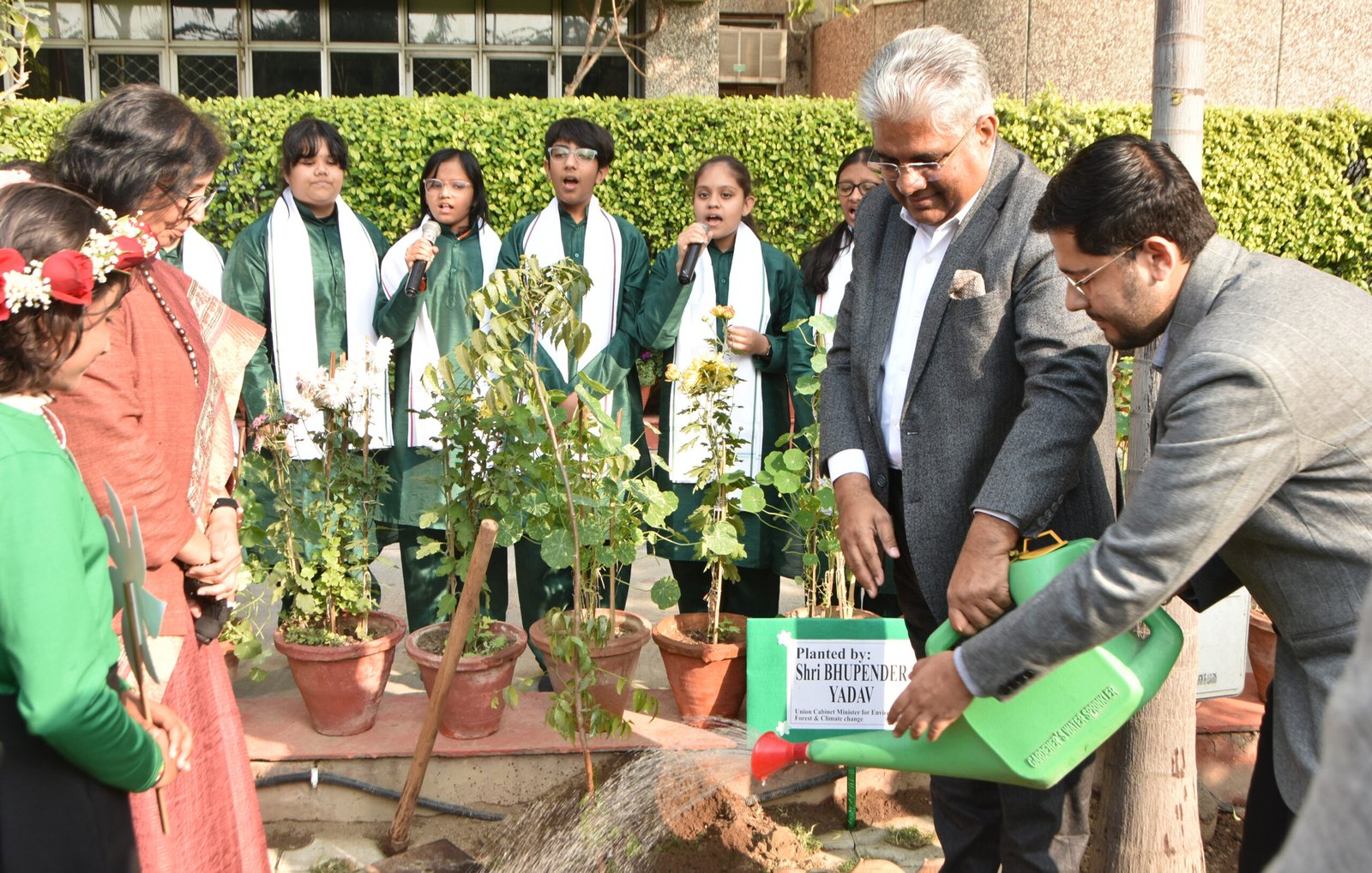 केंद्रीय मंत्री भूपेंद्र यादव ने दिल्ली पुब्लिक स्कूल फरीदाबाद में ‘आरोग्यवन’ का किया शुभारंभ, पर्यावरण संरक्षण जन आंदोलन बने, यही मिशन LiFE का उद्देश्य