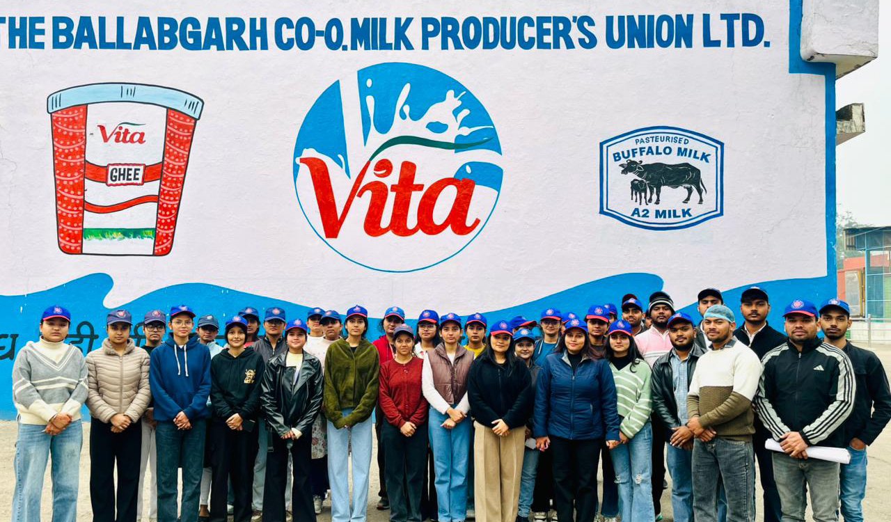 अग्रवाल कॉलेज बल्लभगढ़ के  छात्रों के लिए एजुकेशनल और इंडस्ट्रियल विजिट का आयोजन किया गया