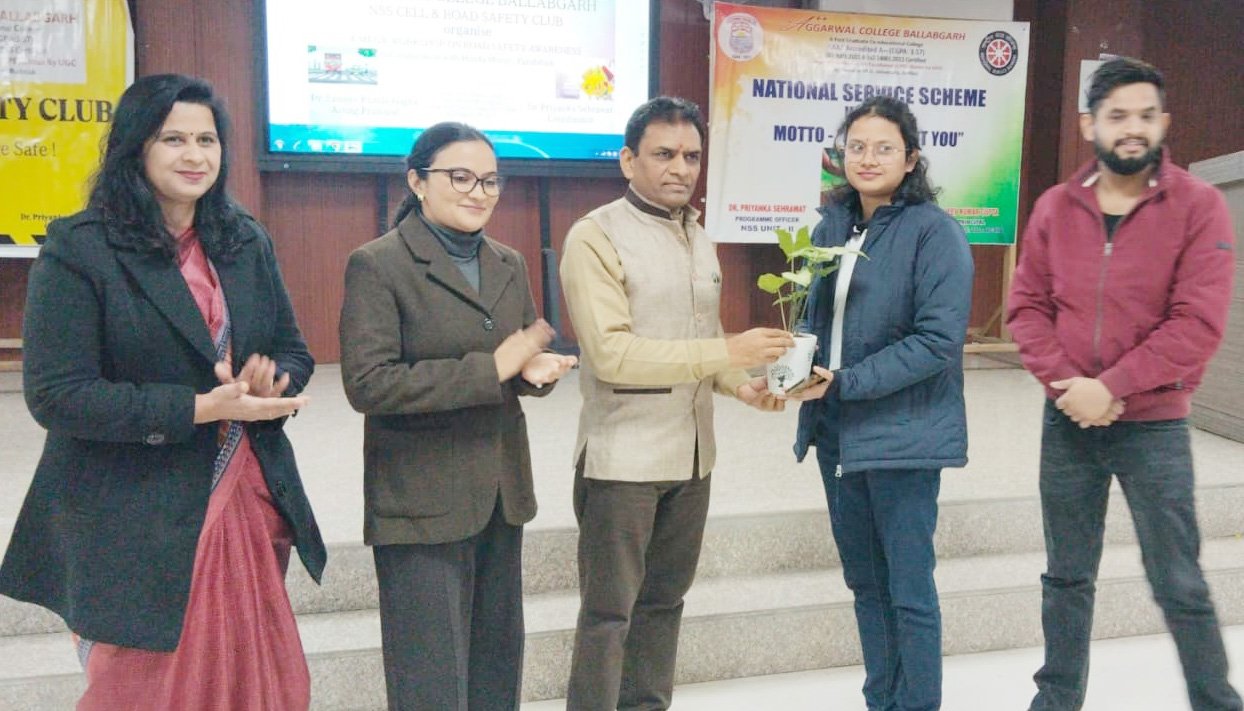 तीन दिवसीय मेगा रोड सेफ्टी जागरूकता कार्यशाला का सफलतापूर्वक शुभारंभ हुआ