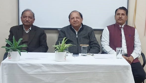 राष्ट्र निर्माण में राष्ट्रीय स्वयंसेवक संघ की भूमिका पर हुआ मंथन , समाज में सकारात्मक बदलाव लाने के लिए जीवन में पांच परिवर्तन की विशेष महत्ता: दीपक अग्रवाल