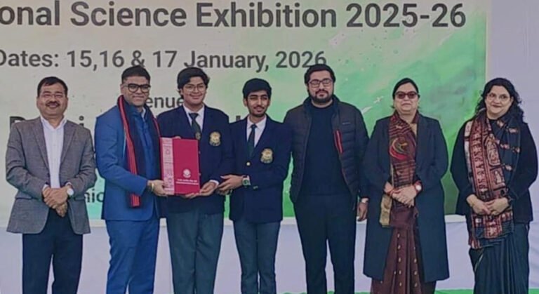 बीएसई नेशनल साइंस एग्ज़ीबिशन में डीपीएस ग्रेटर फरीदाबाद ने विज्ञान में राष्ट्रीय स्तर पर फहराया परचम ,  जीत हासिल कर रचा इतिहास