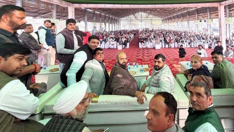 युवा सम्मेलन में उमड़ा जनसमूह, इनेलो की सरकार बनने पर तीन लाख युवाओं को दी जाएगी नौकरियां:करण चौटाला 