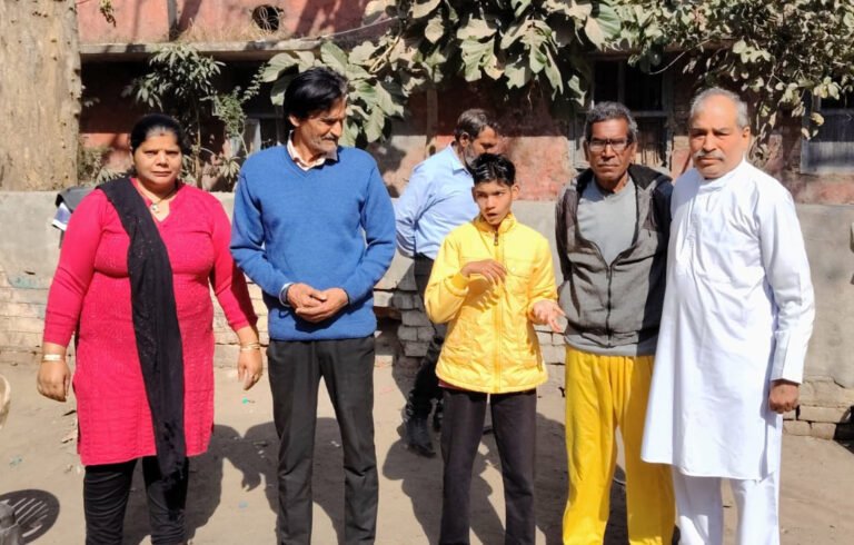 दो बेसहारा वृद्वों का सहारा बना ताऊ देवीलाल वृद्वाश्रम