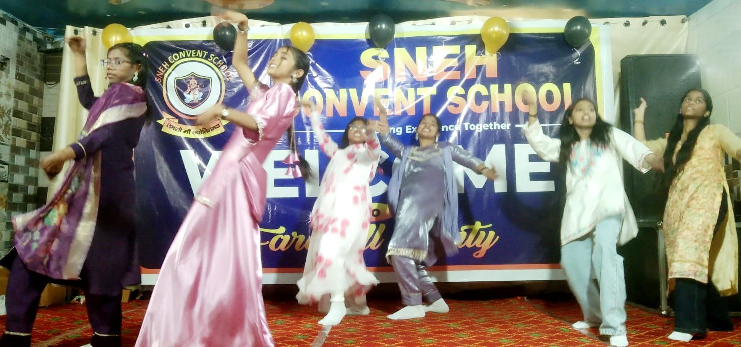 स्नेह कान्वेंट स्कूल में दसवीं शिक्षा बोर्ड के छात्र-छात्राओं को विदाई समारोह आयोजित , बिना संस्कार के शिक्षा अधूरी: वीरेंद्र चंदीला 