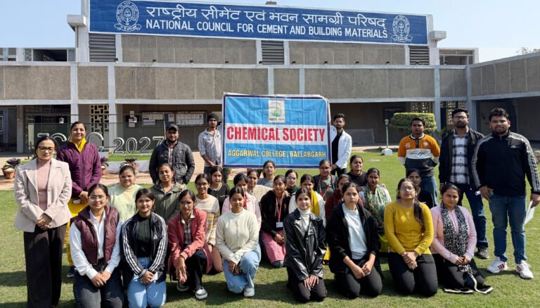 अग्रवाल कॉलेज बल्लभगढ़ के छात्रों के लिए केमिकल सोसायटी के बैनर तले NCCBM बल्लभगढ़ के औद्योगिक दौरे का आयोजन किया