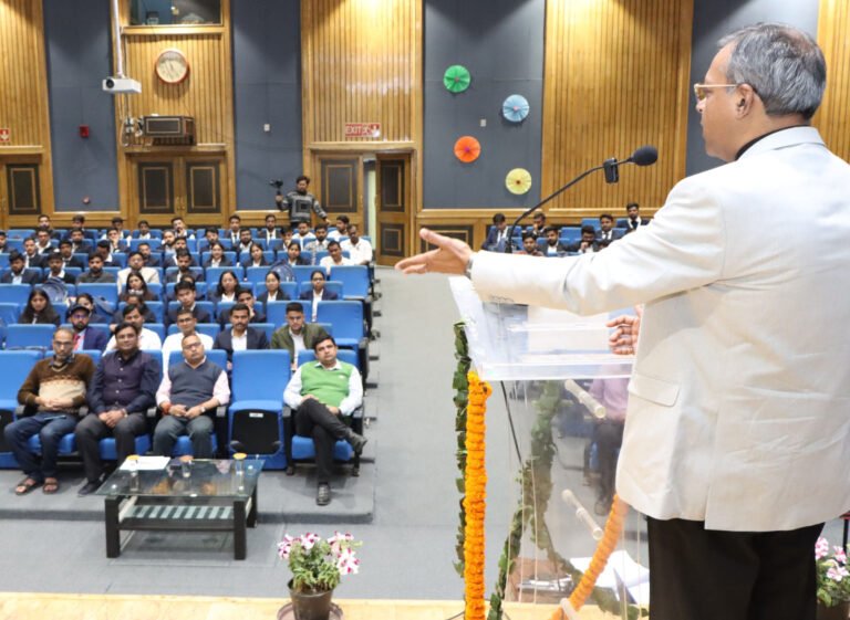 एनपीटीआई में अनिवार्य फाउंडेशन कोर्स के 31वें बैच का उद्घाटन, संस्थान में कोई कार्य छोटा या बड़ा नहीं होता, प्रत्येक दायित्व महत्वपूर्ण होता है : एम.जी. गोखले