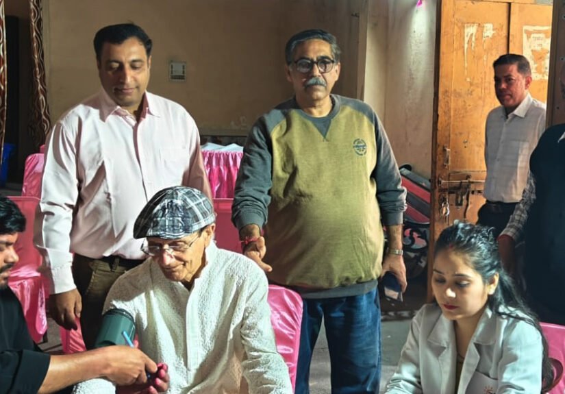 डॉ. सूरज प्रकाश आरोग्य केंद्र ने RWA Nehru Ground NIT के साथ मिलकर लगाया मुफ्त स्वास्थ्य जांच शिविर