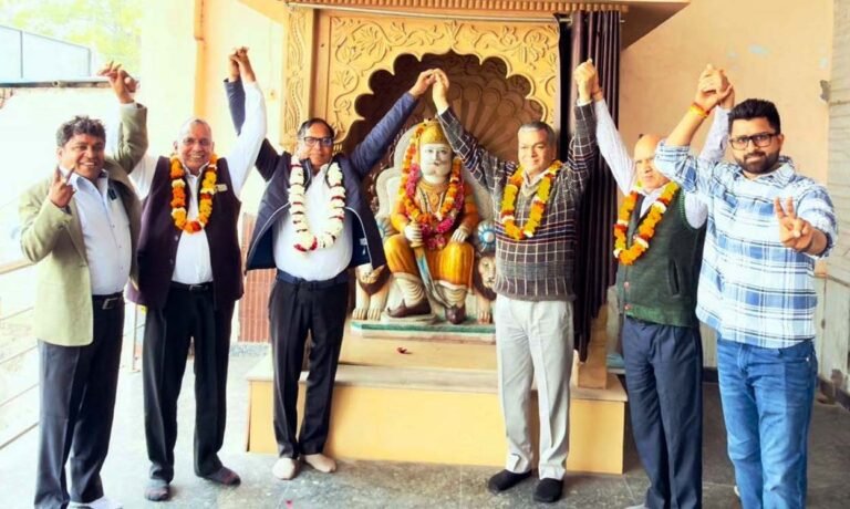 अग्रवाल सभा,आर्य नगर सराय ख्वाजा की सर्वसम्मति से गठित नई कार्यकारिणी में मदनलाल अग्रवाल प्रधान, श्रीकांत गुप्ता व सुंदरलाल गर्ग उपप्रधान और ओमप्रकाश गोयल कोषाध्यक्ष बने