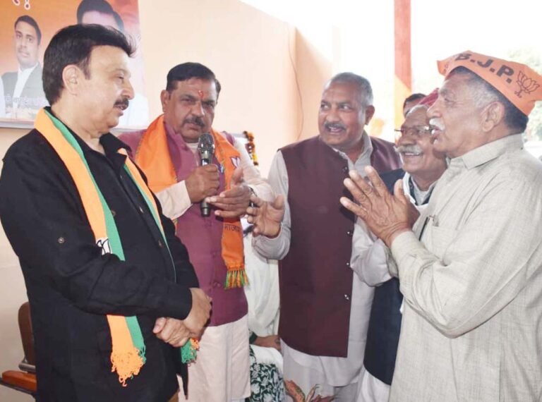 कैबिनेट मंत्री ने किया पूर्व विधायक पं. टेकचंद शर्मा के कार्यालय का उद्घाटन, मुख्यमंत्री ने भेजा है, पृथला क्षेत्र में रुके हुए विकास को मिलेगी गति : राव नरबीर