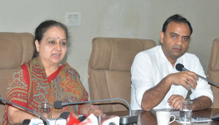 14 ओर 15 मार्च को नगर निगम द्वारा सेक्टर-12 स्थित टाउन पार्क में आयोजित किया जाएगा दो दिवसीय फ्लावर फेस्टिवल, भविष्य में भी निगम आयोजित करेगा विभिन्न प्रकार के फेस्टिवल : प्रवीण बत्रा जोशी, मेयर