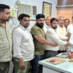 कांग्रेस नेता गिरीश भारद्वाज के नेतृत्व में गांव मुजेसर की  मूलभूत सुविधाओं की मांग को लेकर ज्वाइंट कमिश्नर को सौंपा ज्ञापन