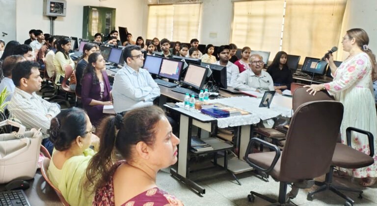 अग्रवाल कॉलेज बल्लभगढ़ में अध्यात्म का विज्ञान पर विशेष व्याख्यान आयोजित किया गया