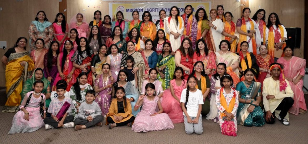 अंतर्राष्ट्रीय महिला दिवस के उपलक्ष में मिशन जागृति महिला शाखा द्वारा स्पेशल 26 महिलाओं को किया गया सम्मानित