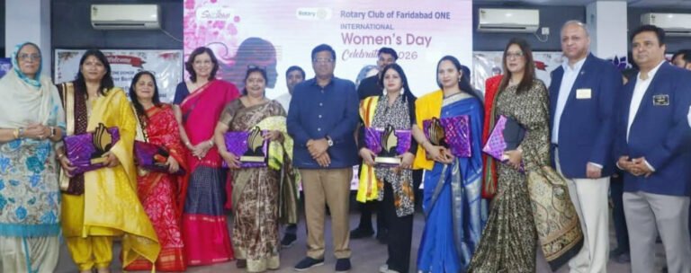 “रोटरी क्लब फरीदाबाद वन” ने महिला दिवस पर सेवा और सम्मान का संदेश दिया,300 लड़कियों का किया वैक्सीनेशन, 51 साइकिल वितरण और 9 महिलाओं को किया सम्मानित