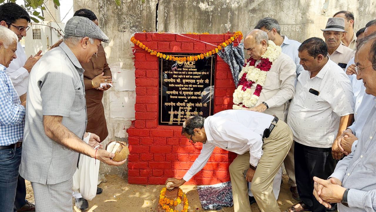 बल्लभगढ़ सेक्टर-62 की सड़कों का होगा सुधार, मेन बाजार व पार्कों में लगेंगी सजावटी लाइटें, सेक्टर- 59 के  अटल इंडस्ट्रियल कॉम्प्लेक्स एरिया में 62 लाख की लागत से डाली जाएगी सीवर लाइन : मूलचंद शर्मा विधायक