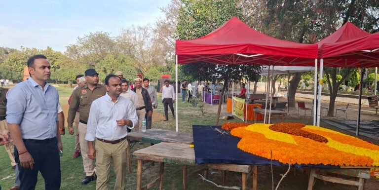 सेक्टर- 12 स्थित टाउन पार्क में नगर निगम फरीदाबाद द्वारा आयोजित फ्लावर फेस्टिवल का शनिवार सुबह 8.30 बजे कैबिनेट मंत्री विपुल गोयल करेंगे उद्घाटन